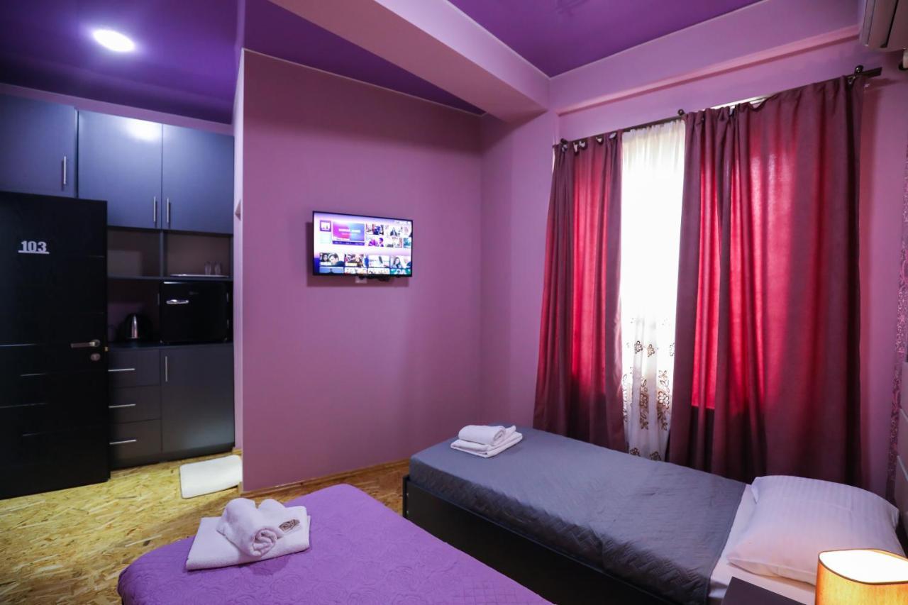 Hotel Sagu คูทายสิ ภายนอก รูปภาพ