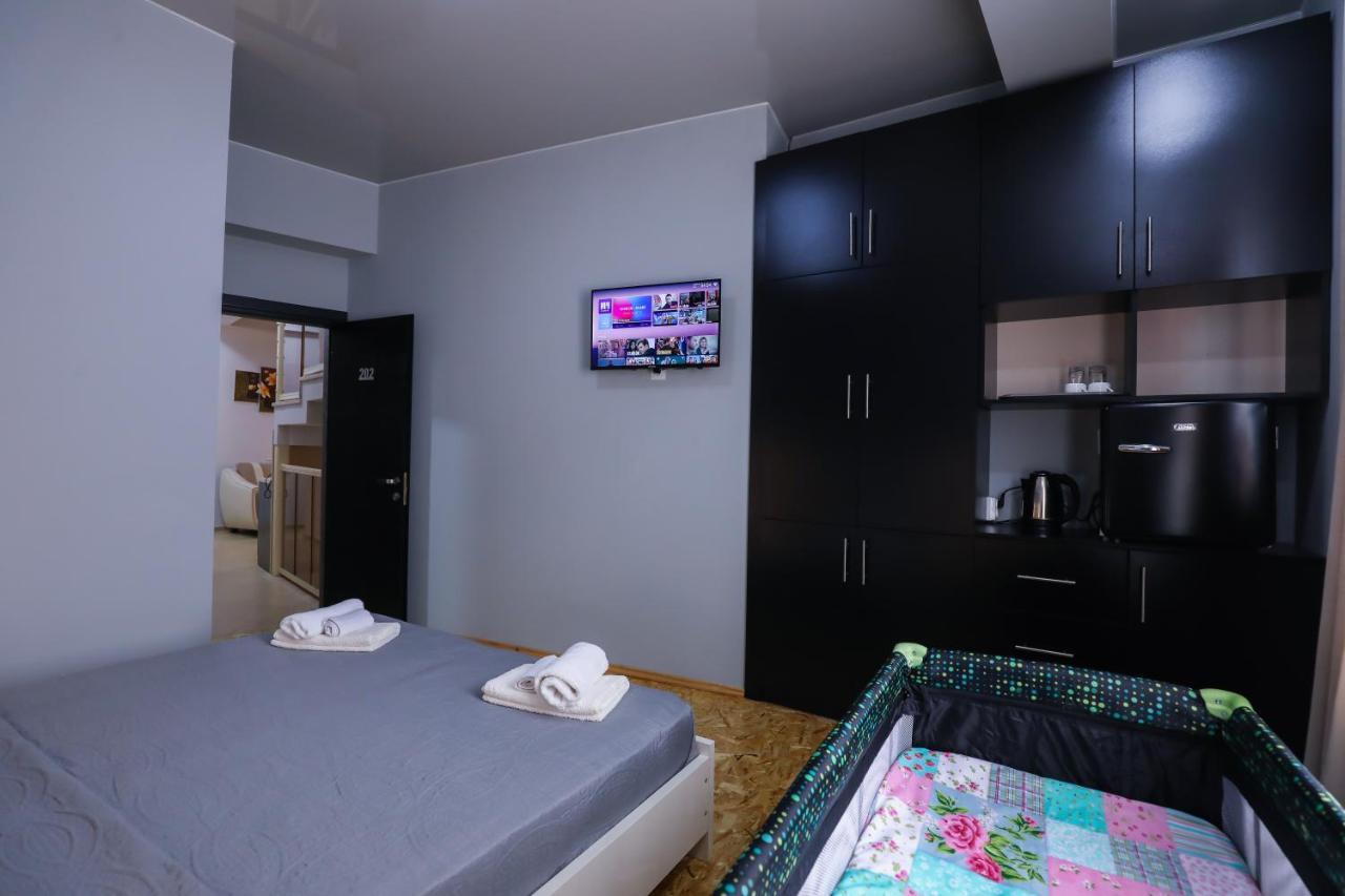 Hotel Sagu คูทายสิ ภายนอก รูปภาพ
